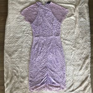 BooHoo Lace body con dress